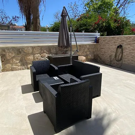 דירה Seaside Luxury Flat In Harbour Tourist Area פאפוס