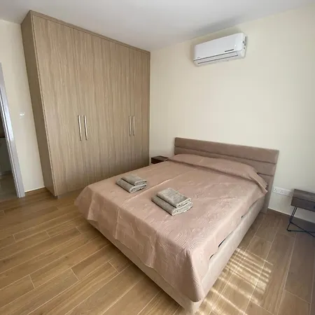 Seaside Luxury Flat In Harbour Tourist Area *