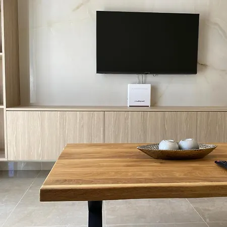 Seaside Luxury Flat In Harbour Tourist Area Apartamento *